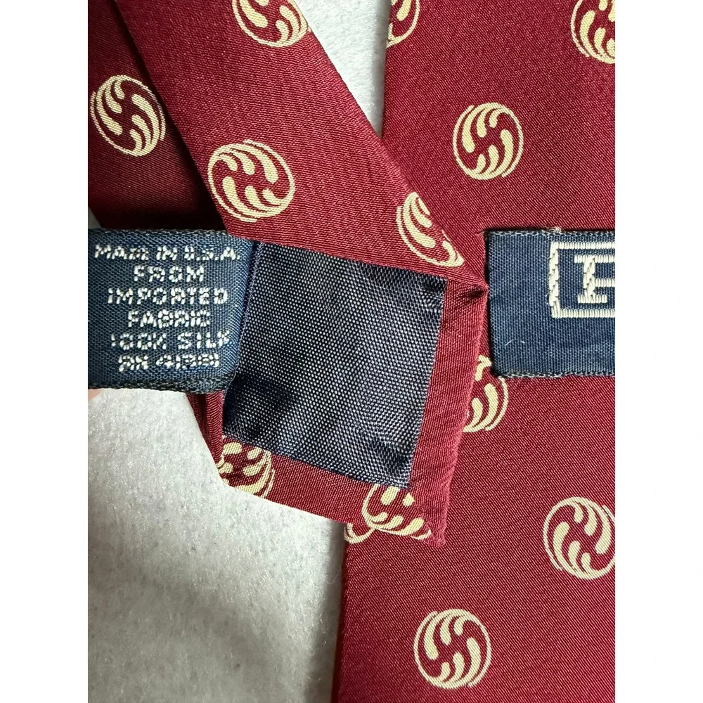 Polo Ralph Lauren Mens Burgundy Tan Medallion Silk Necktie Made by Hand USA